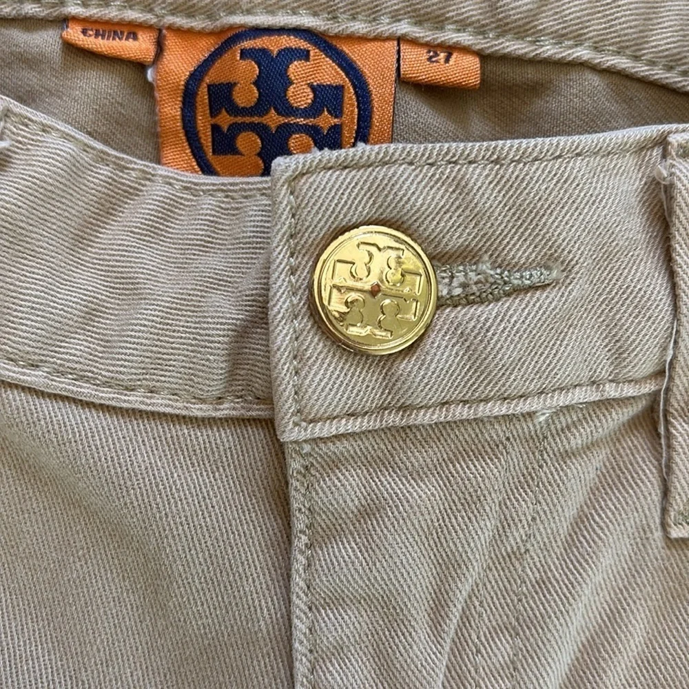 Tory Burch  jeans khakis   Tan/gold tone Designer engraved button and rivets EUC